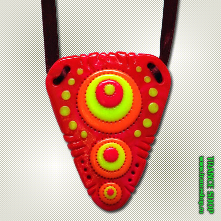 35 Pendant, glow in UV