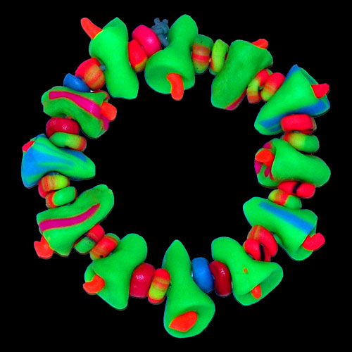 66 Bracelet, glow in UV