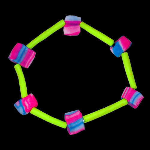 163 Beads, glow in UV