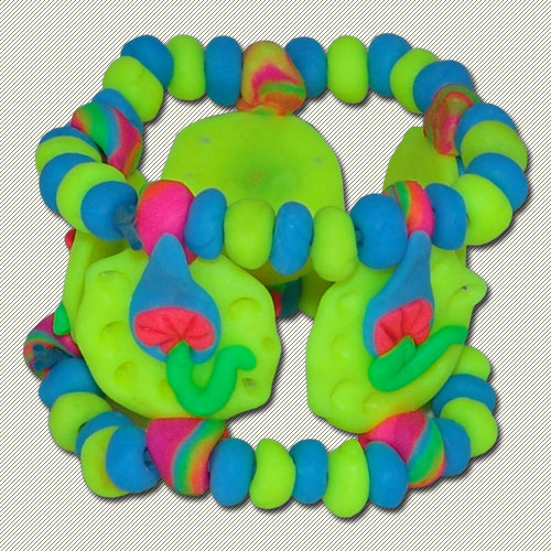 374 Bracelet, glow in UV